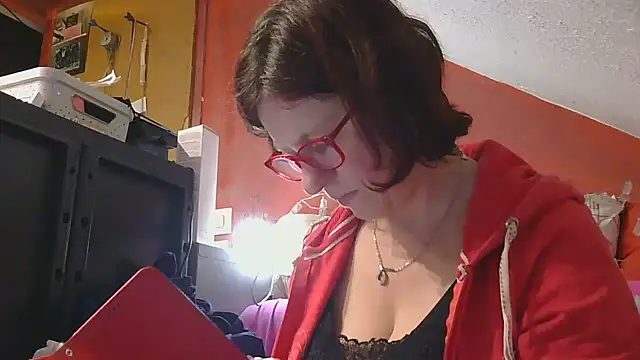 Snapshot of lanax chatting on March 12, 2026, 1:28 pm lanax online show from March 12, 2026, 1:28 pm