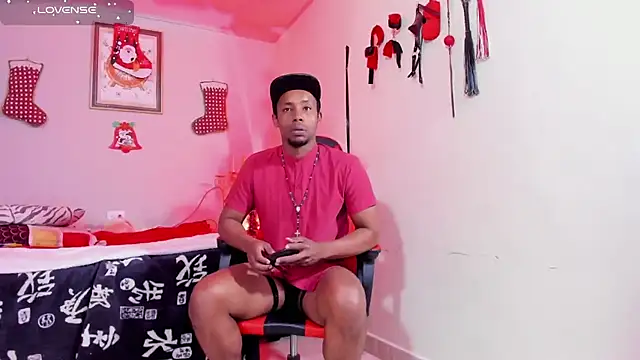 AlejoKhalifa  online show from December 17, 2025, 4:57 pm