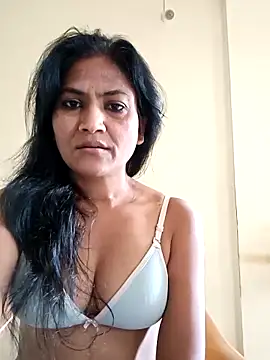 sunita6009 online show from October 2, 2025, 3:02 am