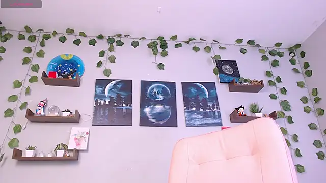 macey elliot  online show from January 14, 2025, 10:12 pm