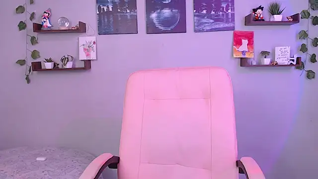 macey elliot  online show from January 26, 2025, 3:25 pm