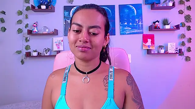 macey elliot  online show from January 31, 2025, 1:56 pm