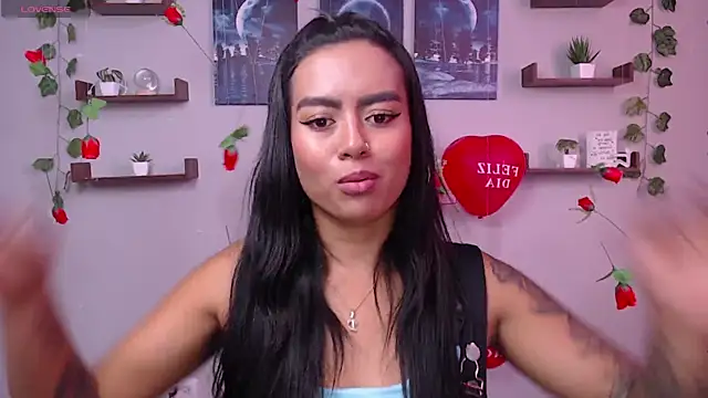 macey elliot  online show from February 19, 2025, 6:10 pm