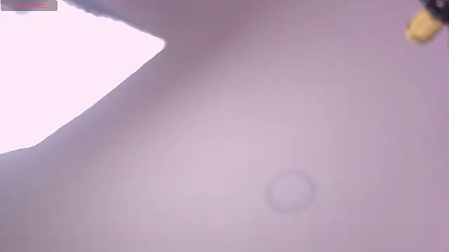 macey elliot  online show from March 7, 2025, 4:22 pm