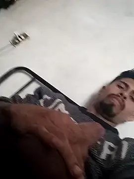 Snapshot of pene_latinoriico chatting on December 24, 2024, 4:30 pm pene latinoriico online show from December 24, 2024, 4:30 pm