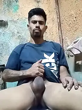 Snapshot of pene_latinoriico chatting on January 17, 2025, 6:15 am pene latinoriico online show from January 17, 2025, 6:15 am