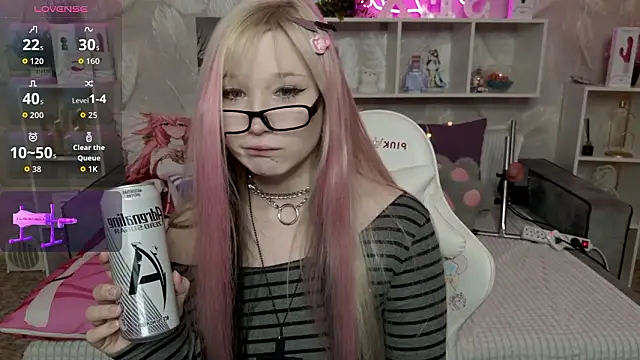 MeowkaKitty online show from March 22, 2026, 1:42 am