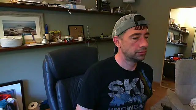 Snapshot of jackaslice chatting on October 14, 2025, 8:09 pm jackaslice online show from October 14, 2025, 8:09 pm