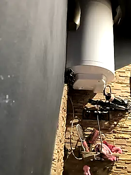 jusichka online show from April 18, 2026, 7:58 pm