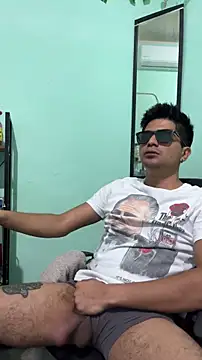 Snapshot of yObal-hot chatting on October 21, 2025, 1:39 am yObal-hot online show from October 21, 2025, 1:39 am