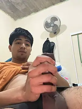 Snapshot of yObal-hot chatting on March 7, 2026, 4:37 pm yObal-hot online show from March 7, 2026, 4:37 pm