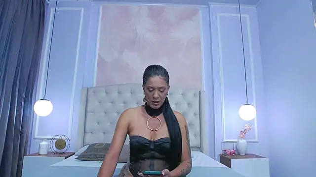 Snapshot of JoannaCox chatting on December 1, 2025, 7:41 pm JoannaCox online show from December 1, 2025, 7:41 pm