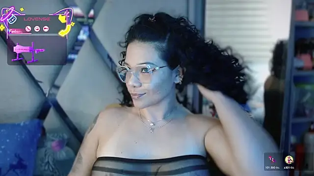 paula daniela1 online show from October 2, 2025, 11:01 pm