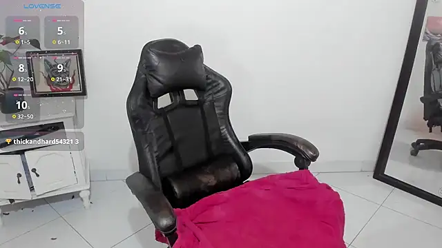 kat apple online show from December 21, 2025, 2:08 am