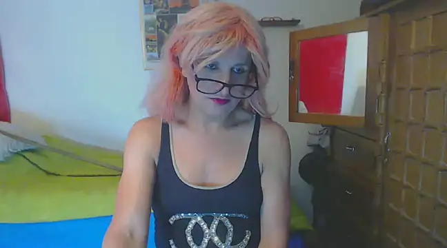 LorenJade online show from February 12, 2025, 8:49 am