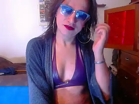 LorenJade online show from January 18, 2026, 11:19 pm