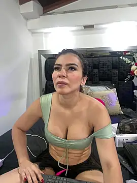 Arianna Jones1 online show from July 18, 2026, 12:48 am