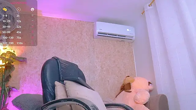 Snapshot of abbyhill27 chatting on February 25, 2026, 10:03 am abbyhill27 online show from February 25, 2026, 10:03 am