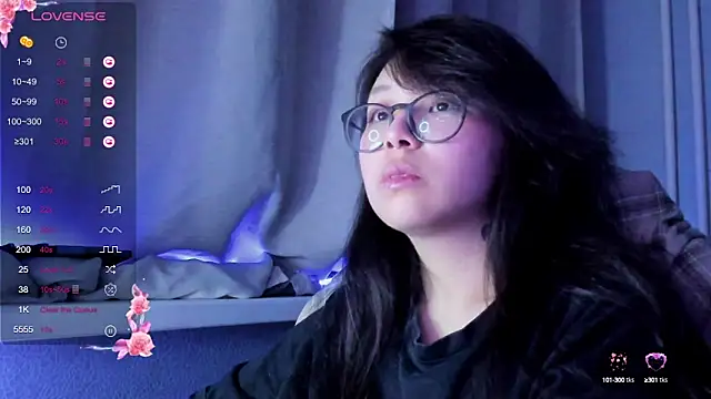 Snapshot of maydaykimmy chatting on December 10, 2024, 10:26 pm maydaykimmy online show from December 10, 2024, 10:26 pm