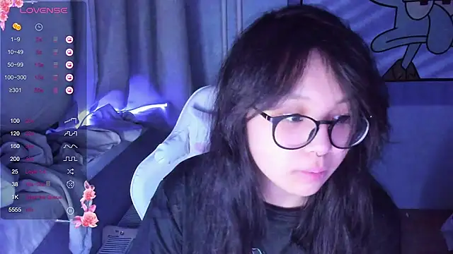 Snapshot of maydaykimmy chatting on January 7, 2025, 8:52 pm maydaykimmy online show from January 7, 2025, 8:52 pm