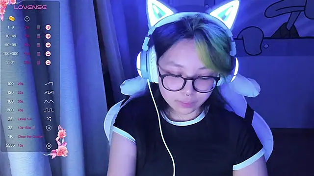 Snapshot of maydaykimmy chatting on January 16, 2025, 2:51 am maydaykimmy online show from January 16, 2025, 2:51 am