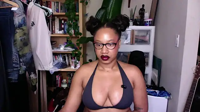 goddessdaisysky online show from September 14, 2025, 5:23 pm