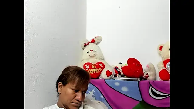 Snapshot of Laflaka22 chatting on December 6, 2024, 12:12 am Laflaka22 online show from December 6, 2024, 12:12 am