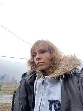 Snapshot of Anita-Smith chatting on November 10, 2025, 9:19 am Anita-Smith online show from November 10, 2025, 9:19 am