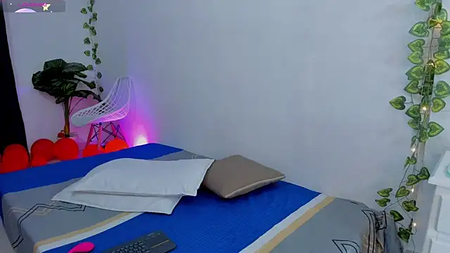 Snapshot of andrea_osorio_ chatting on February 16, 2026, 11:39 am andrea osorio online show from February 16, 2026, 11:39 am