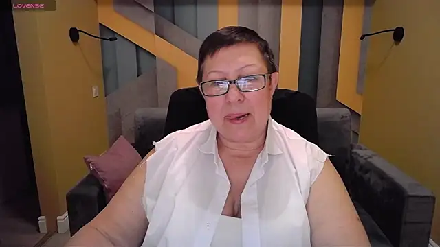 BarbaraTurners online show from January 17, 2025, 9:39 pm