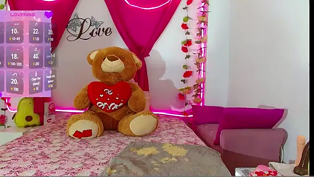 Snapshot of natashakissess chatting on January 4, 2025, 3:39 pm natashakissess online show from January 4, 2025, 3:39 pm