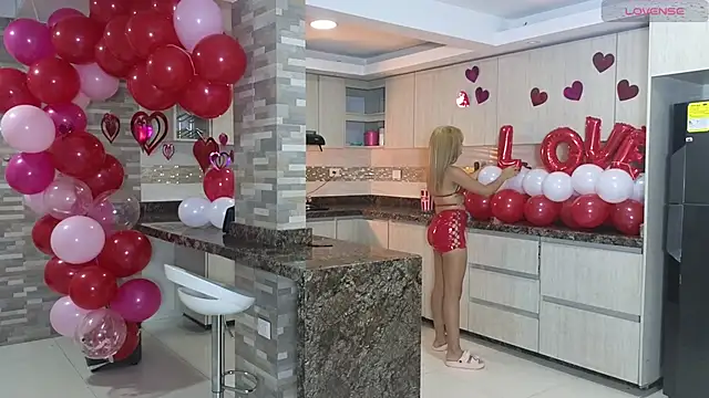 xalicesfantasyx online show from February 15, 2025, 7:27 am