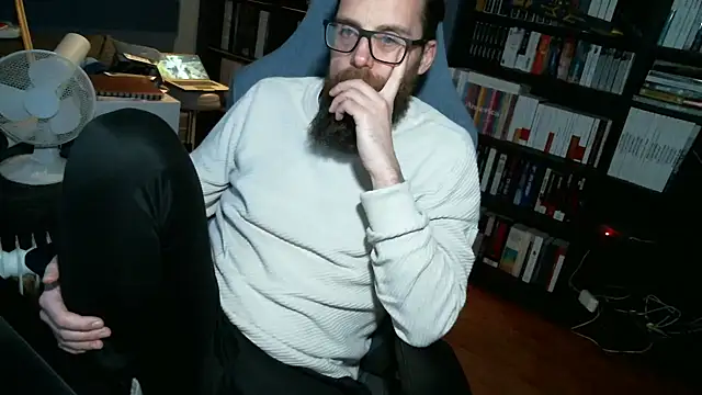 Snapshot of MeSteff chatting on January 7, 2025, 7:28 pm MeSteff online show from January 7, 2025, 7:28 pm