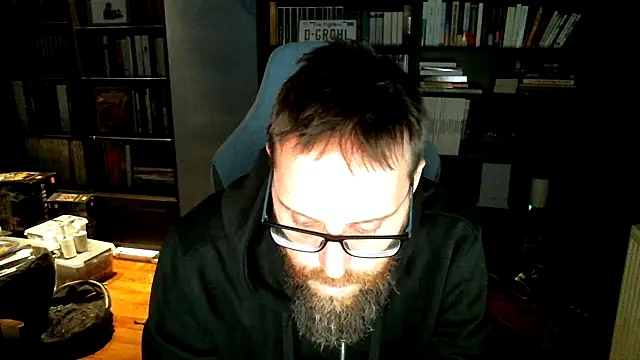 Snapshot of MeSteff chatting on October 11, 2025, 8:40 pm MeSteff online show from October 11, 2025, 8:40 pm