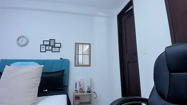 kamila lopez online show from February 6, 2026, 8:34 pm