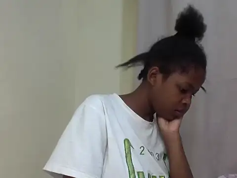 queen-sasha online show from March 14, 2026, 7:47 am