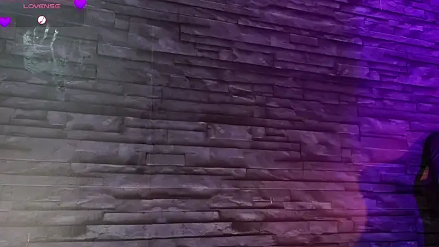 Rose baker  online show from February 16, 2025, 1:38 pm