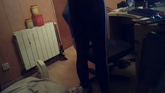 Lia Y PatrickX online show from February 11, 2025, 5:29 pm