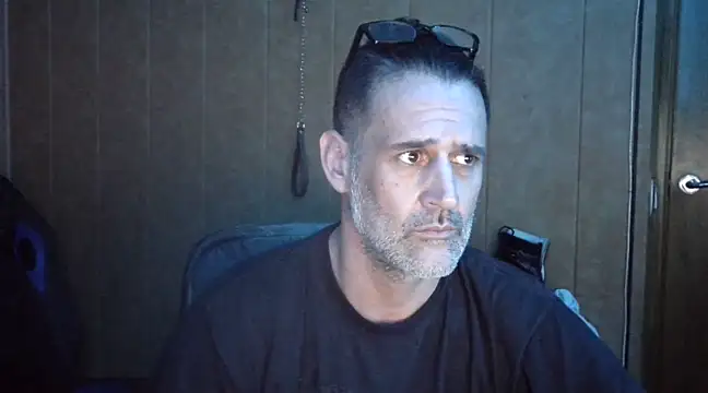 Lia Y PatrickX online show from March 7, 2025, 5:17 pm