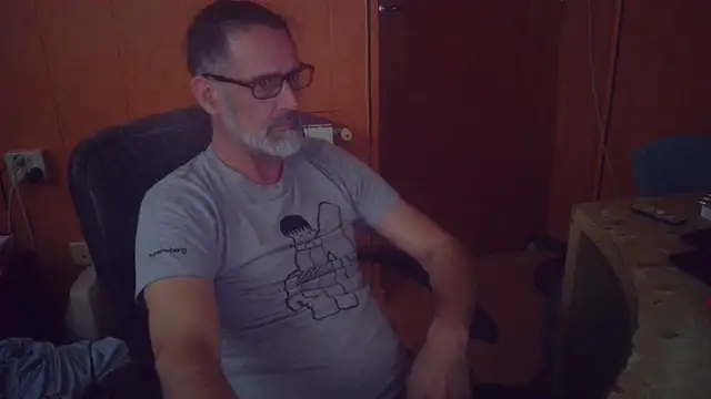 Lia Y PatrickX online show from October 10, 2025, 12:53 am