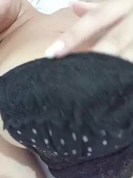 Snapshot of By_Aninha chatting on November 9, 2025, 12:53 am By Aninha online show from November 9, 2025, 12:53 am