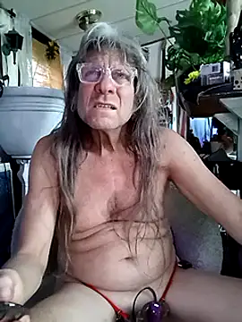 Snapshot of WillCum4Unow chatting on February 19, 2025, 5:06 pm WillCum4Unow online show from February 19, 2025, 5:06 pm