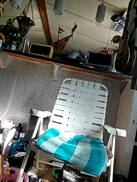 Snapshot of WillCum4Unow chatting on October 4, 2025, 2:15 pm WillCum4Unow online show from October 4, 2025, 2:15 pm