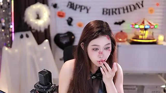 SleepArtist online show from October 31, 2025, 12:06 pm