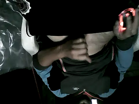 vadszex31 online show from October 6, 2025, 2:58 pm