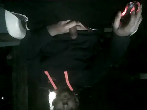 vadszex31 online show from April 22, 2026, 3:46 pm