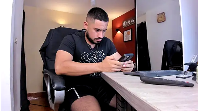 thesexlawyer1 online show from April 15, 2026, 4:19 am