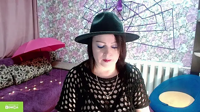 Julia-ru online show from November 3, 2025, 8:21 pm