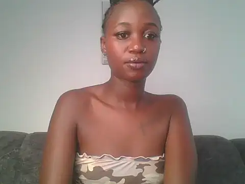 MissLilly1 online show from February 14, 2025, 7:59 am