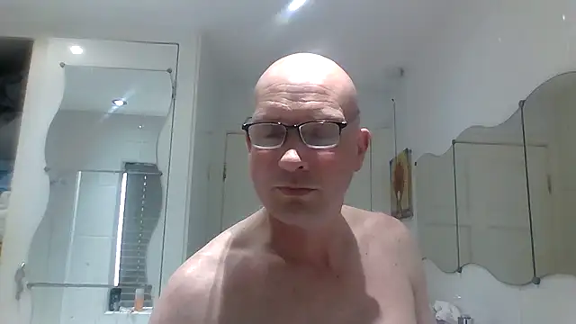 mrtickle0025 online show from March 17, 2025, 10:17 am